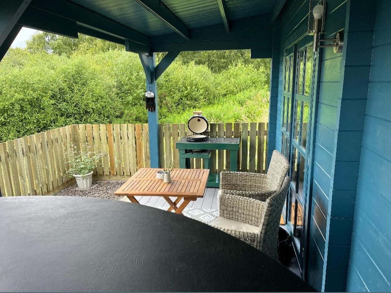 Retreat Hot Tub Highland Cabin 因弗内斯 外观 照片