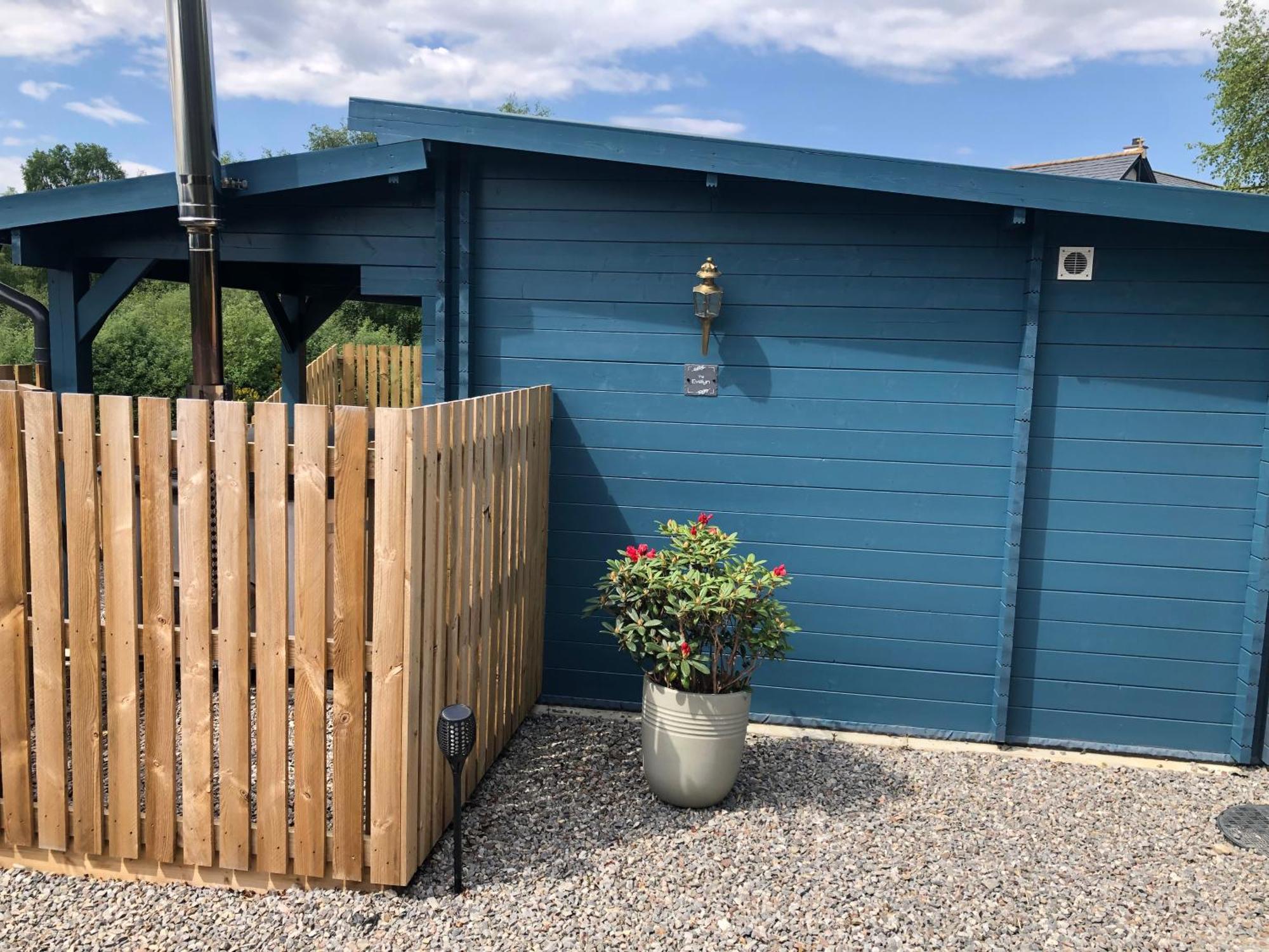 Retreat Hot Tub Highland Cabin 因弗内斯 外观 照片